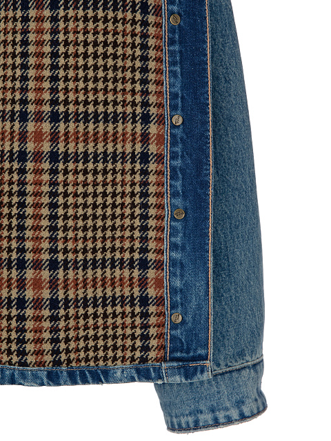 Light blue denim jacket with beige lining, 3