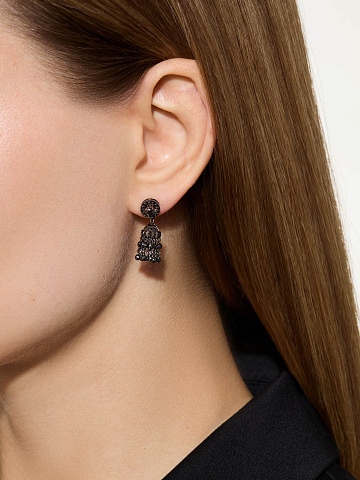 Small tassel earrings in blackened gold with black diamonds, 2