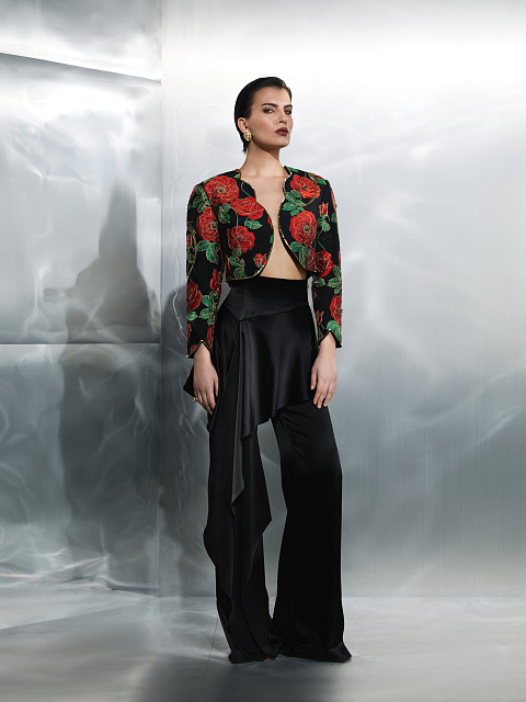 Cropped Black Jacquard With Floral Print And Embroidery, 6 Cropped Black Jacquard With Floral Print And Embroidery, 6