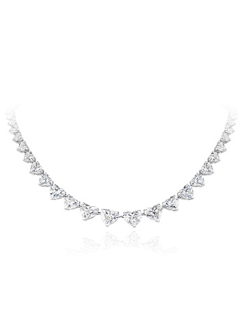 White gold necklace with heart-cut diamonds, 1