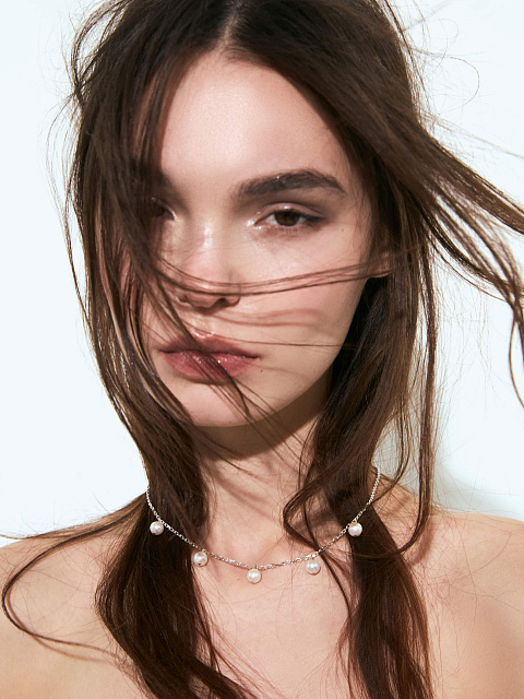 Silver necklace with pearls, 2