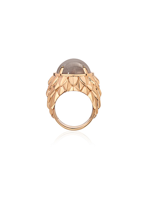 Rose gold ring with moonstone, 6