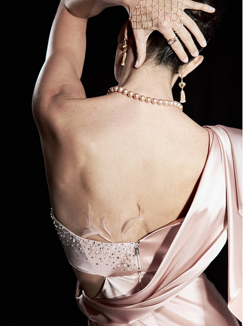 Rose gold necklace with pearls and heart-shaped morganite pendant, 3