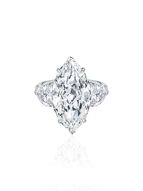 White gold ring with lab-grown marquise-cut diamond, 4