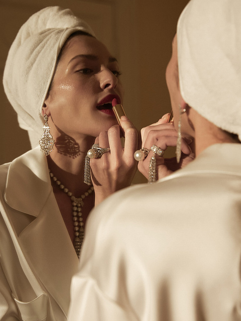 Briolette, Round Diamond & White Gold Earrings, 3