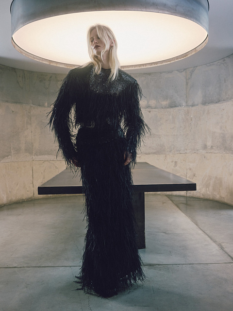 Maxi dress with ostrich feathers, 3 Maxi dress with ostrich feathers, 3
