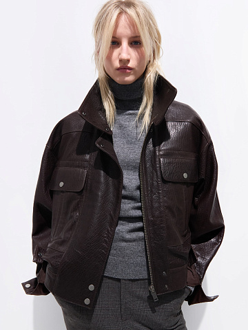 Brown leather jacket, 2