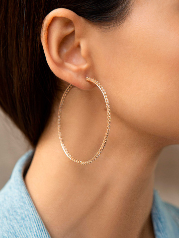 Hoops in yellow gold with diamonds, 2