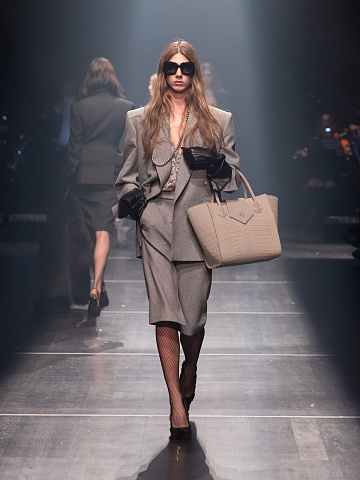 Look #23, 1