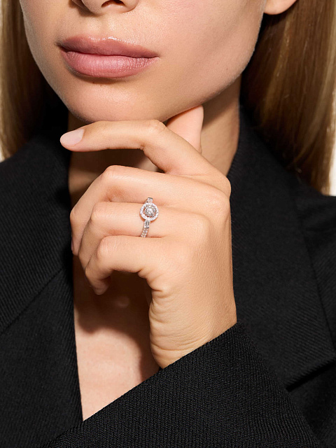 White gold ring with diamonds, 3