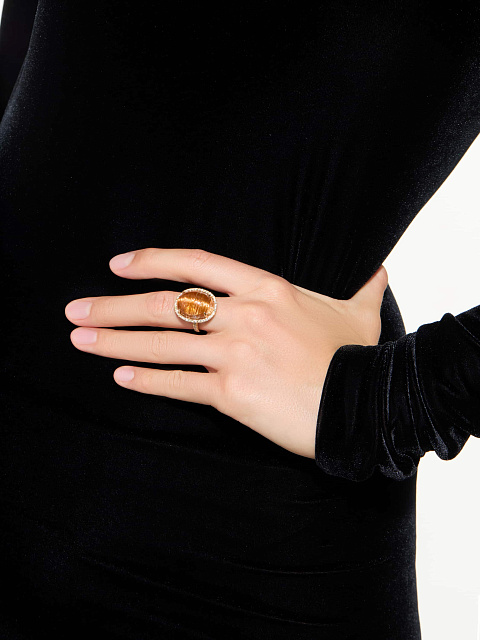 Yellow gold ring with rutilated quartz and yellow diamonds, 3