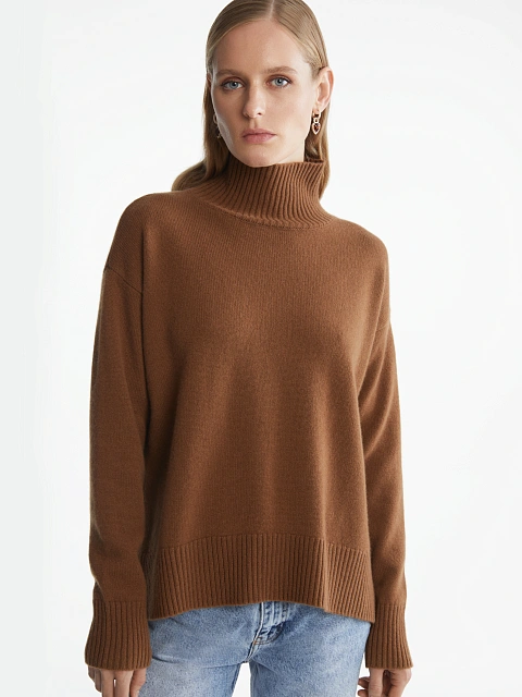 Brown Royal Cashmere Turtleneck Sweater, 2