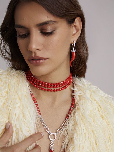 Coral, Round Diamond & White Gold Earrings, 3