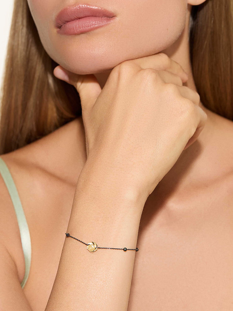 Oxidized gold bracelet with mother-of-pearl and spinel, 3