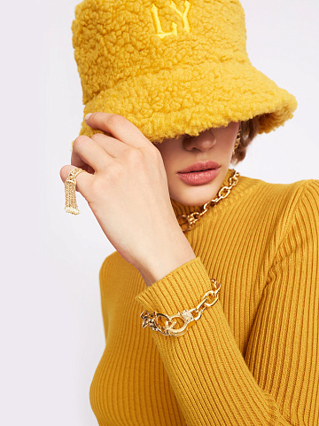 Yellow gold hand ring with diamonds, 2