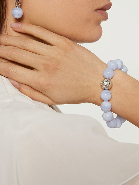 White gold bracelet with chalcedony beads and diamonds, 2