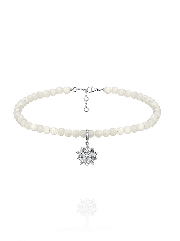 Mother-of-pearl choker necklace with silver snowflake pendant and cubic zirconia, 1