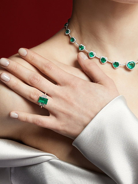 Emerald Baguette, Diamond Trapezoid & White Gold Ring, 8