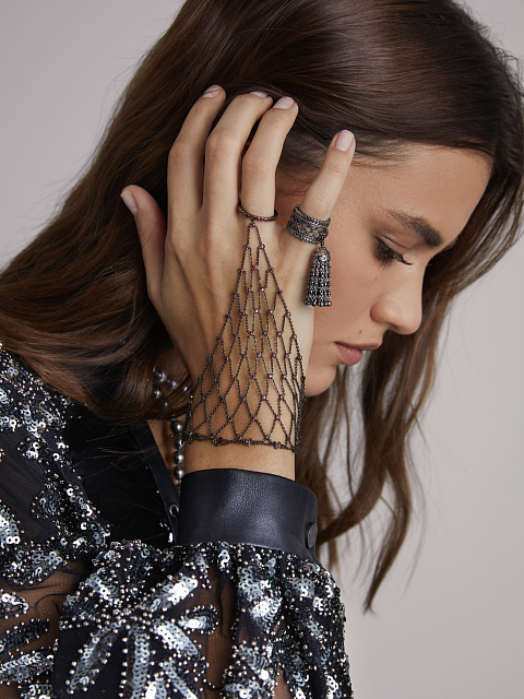 Black Gold Garnet Slave Bracelet, 3