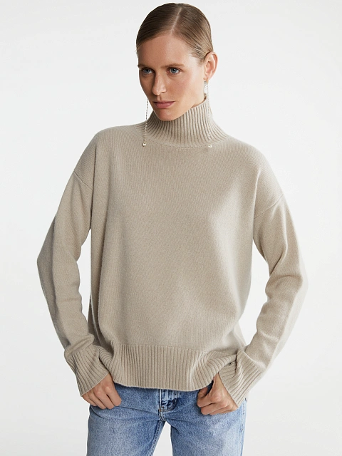 White Royal Cashmere Turtleneck Sweater, 2