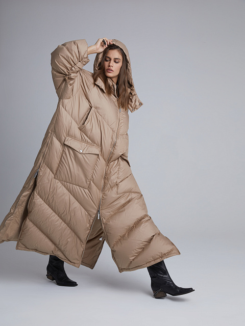 Beige Maxi Puffer Jacket, 2
