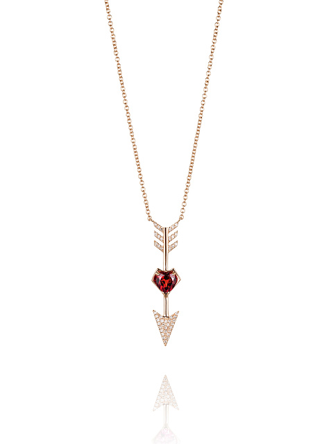 Yellow gold necklace with a pendant with heart-cut garnet and round diamonds, 1