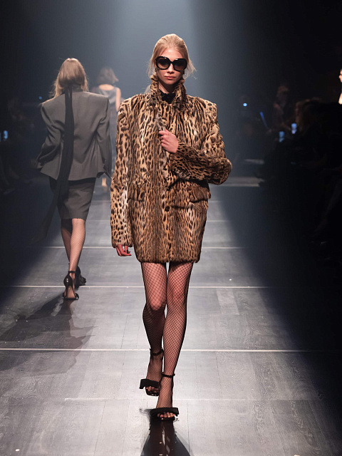 Look #15, 1