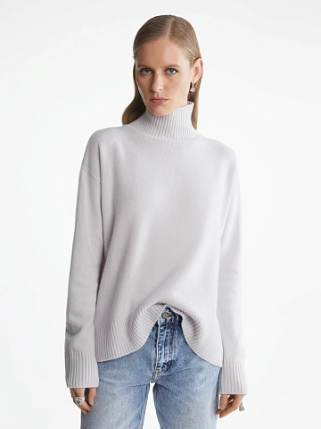 Lilac Royal Cashmere Turtleneck Sweater, 2