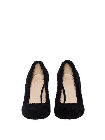 Black Sheepskin Shoes, 2