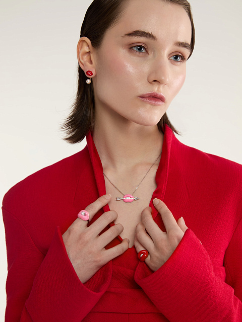 Necklace with a white gold pendant with pink enamel and diamonds, 5