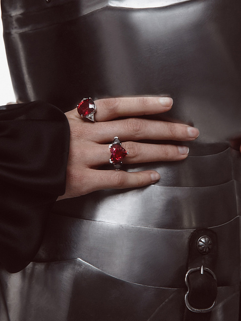 Heart Tourmaline Rubellite & 2 Heart Black Diamond & White Gold Ring, 10