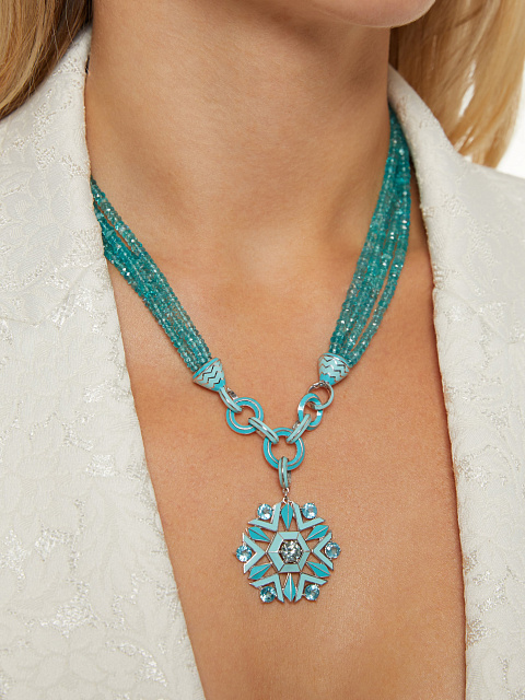 Silver necklace with a snowflake-shaped pendant with turquoise enamel and apatites, 3
