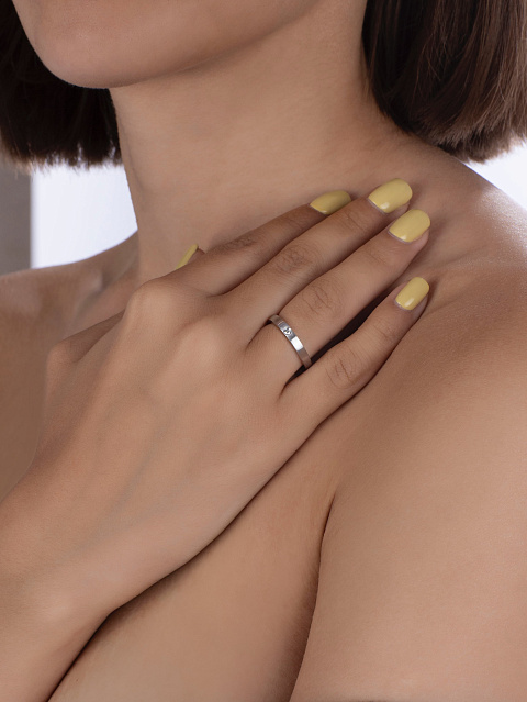 White Gold & Round Diamond Ring, 4