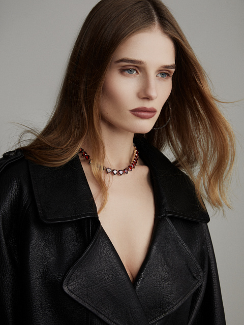 White Gold & Heart Garnet Necklace, 3