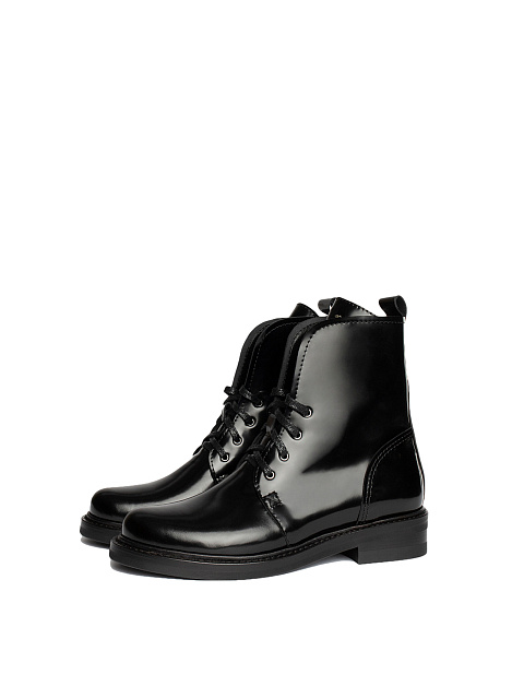 Black Patent Leather Boots, 1