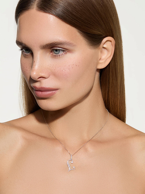 White gold necklace with an L-shaped diamond pendant, 2