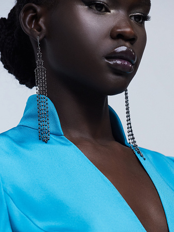 Black Gold & Briolette-cut Black Diamonds Chandelier Earrings, 2