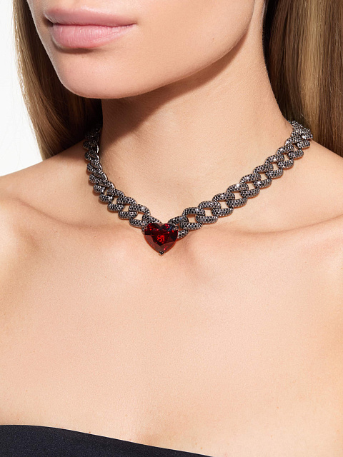 Blackened gold necklace with garnet and diamonds, 6