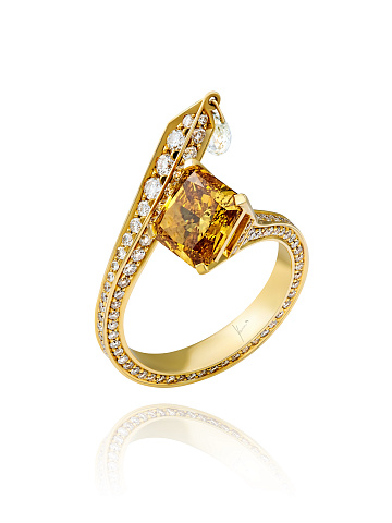 Brown Diamond, Round Diamond & Gold Ring, 2