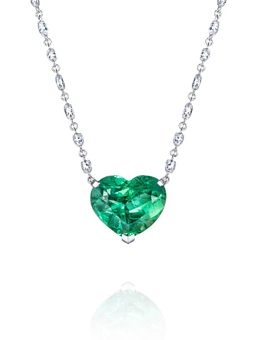Necklace with heart-cut emerald and diamonds, 1