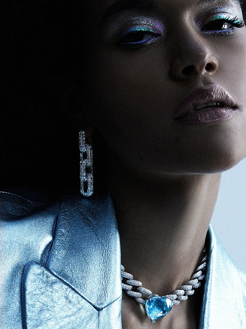 White Gold & Baguette Cut Diamonds Earrings, 2