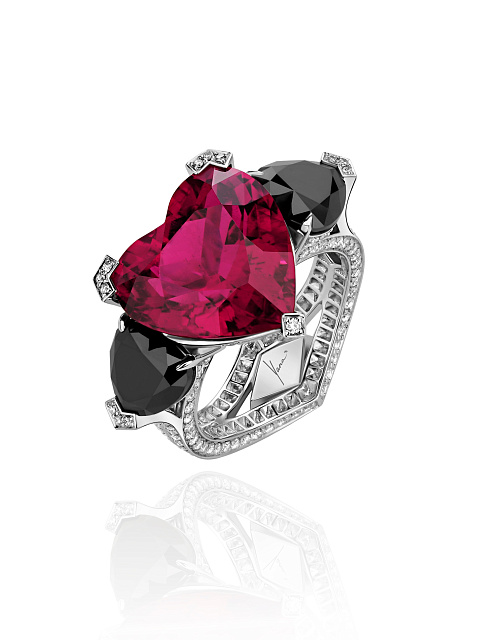 Heart Tourmaline Rubellite & 2 Heart Black Diamond & White Gold Ring, 1