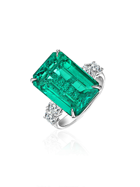White gold ring with octagon-cut emerald, 1