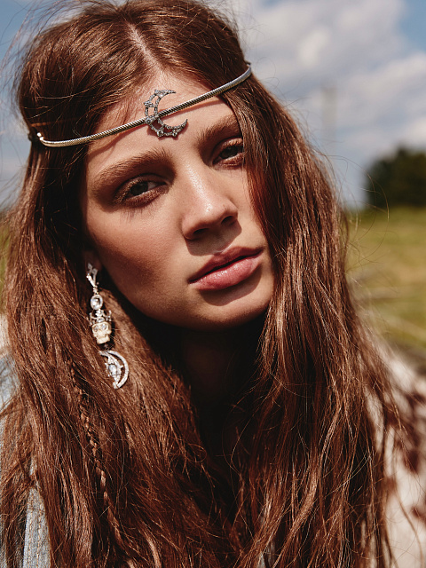 Silver & Cubic Zirkonia Moon Tiara, 2