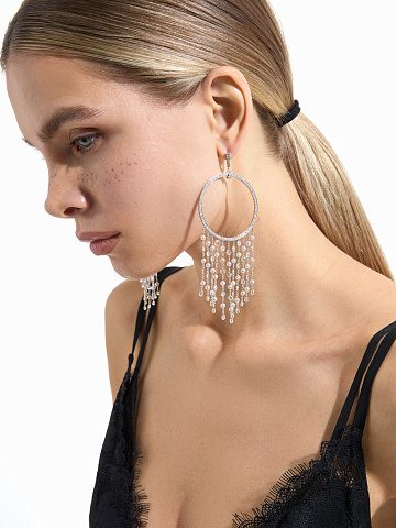 White gold hoops with pearls and diamonds, 2