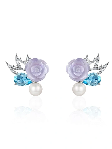 White gold stud earrings with Sky topazes, pearls and carved chalcedony roses, 1