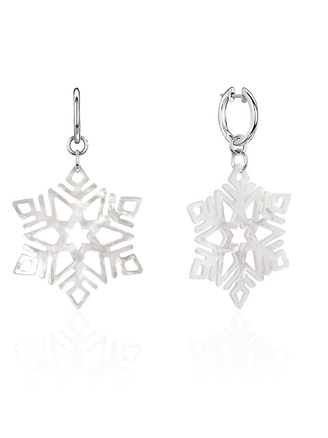 White gold hoops with carved mother-of-pearl snowflakes, 1