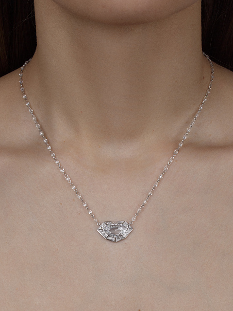 White Gold & Diamonds Lips Necklace, 2