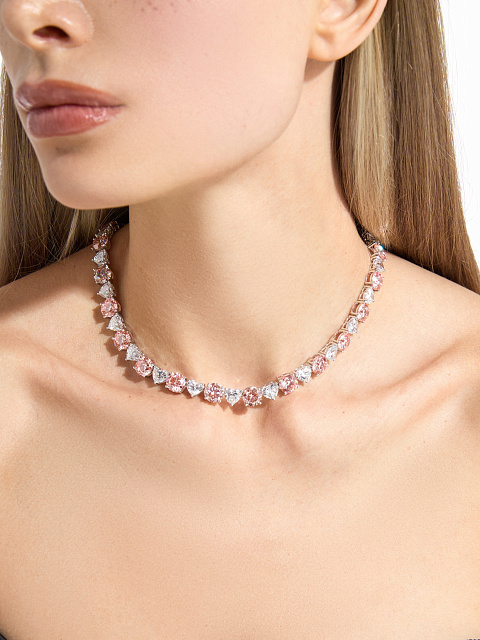 Necklace with LG diamonds, 4