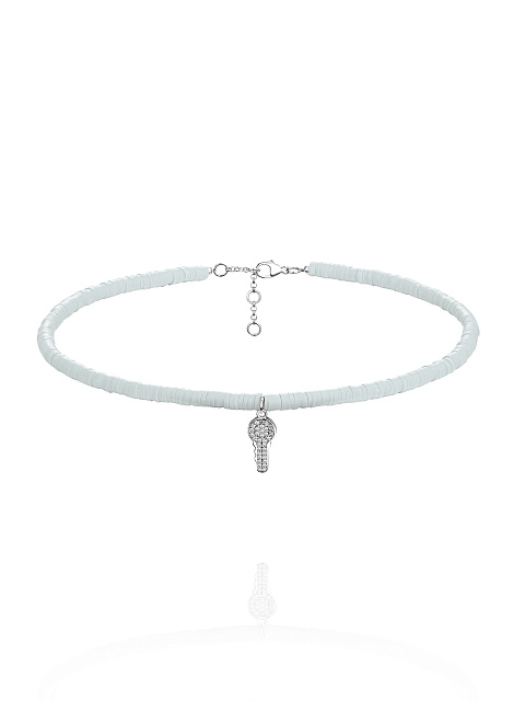 Grey rubber choker necklace with a key-shaped pendant made of silver and cubic zirconia, 1